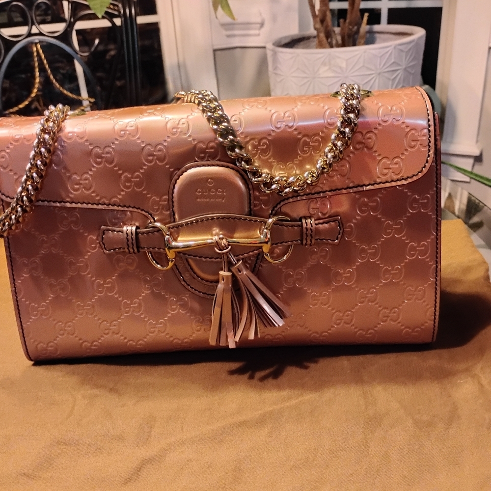 GUCCI Guccissima  Horsebit Tassel Iridescent Pink Leather Bag EMILY